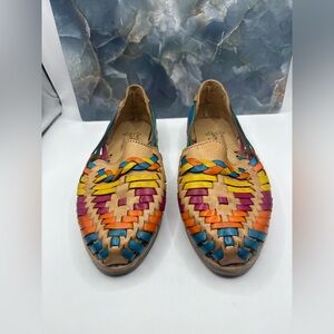 Colorful ARTESANIAS González MULTICOLOR WOVEN SLIP ON/FLAT Girl SHOES SIZE 2